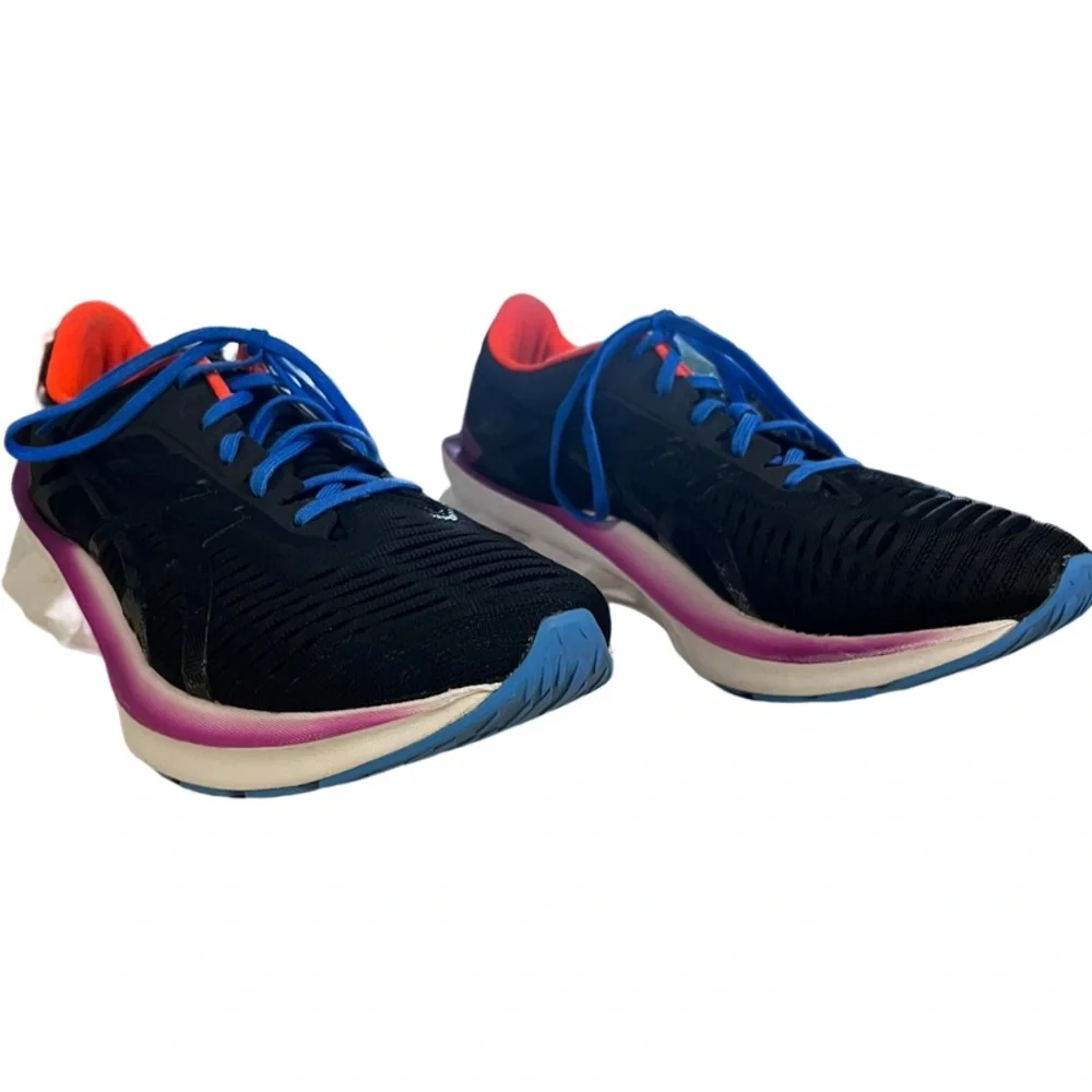 Asics Novablast Black / Magenta Women’s Gym Running Size 10